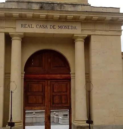 Casa De La Moneda 3*