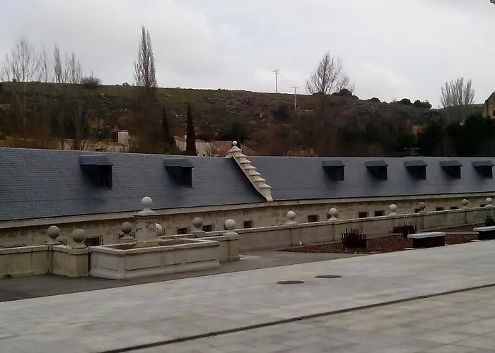 Casa De La Moneda 3*