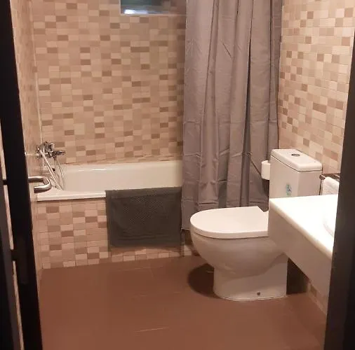 Casa De La Moneda Гостевой дом Сеговия